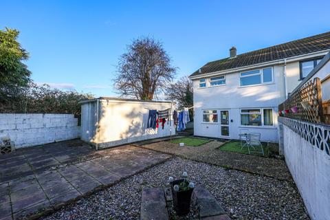 69 Meadow Drive, Par, PL24 2HL