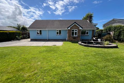 3 bedroom bungalow for sale, Cross Inn , Llanon, SY23