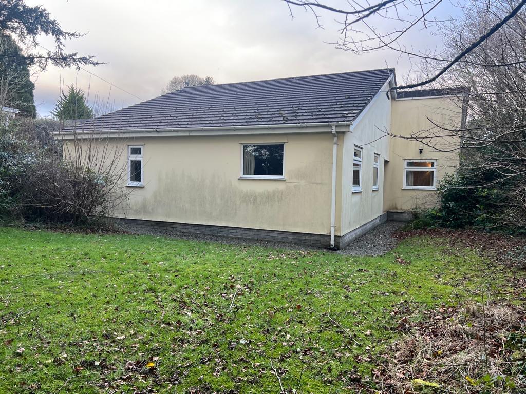 DolYBont, Borth, Aberystwyth 3 bed detached bungalow for sale £325,000