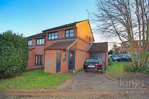 3 bedroom semi-detached house for sale, Campine Close, Cheshunt, Waltham Cross