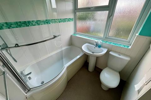 22 Avon Road, Shirley, Solihull, B90 4RJ