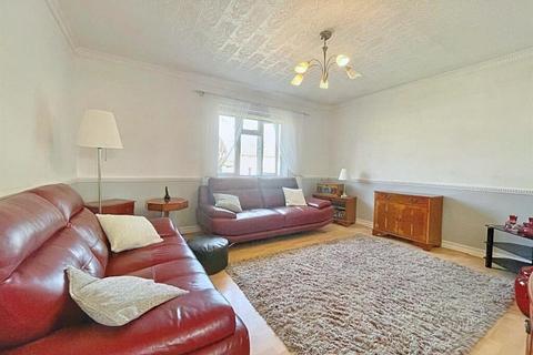 1 bedroom apartment for sale, Burney Drive, Loughton IG10
