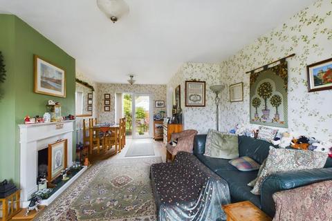 21 Central Avenue, Baildon, Shipley, BD17 7NS