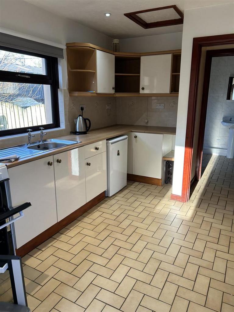 Fishguard Road, Haverfordwest 2 bed cottage to rent £695 pcm (£160 pw)