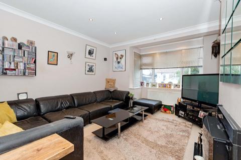 3 bedroom end of terrace house for sale, North Farm Road, Lancing