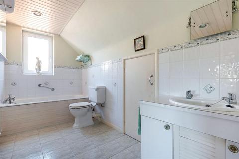20 Lucerne Road, Orpington, BR6 0EP