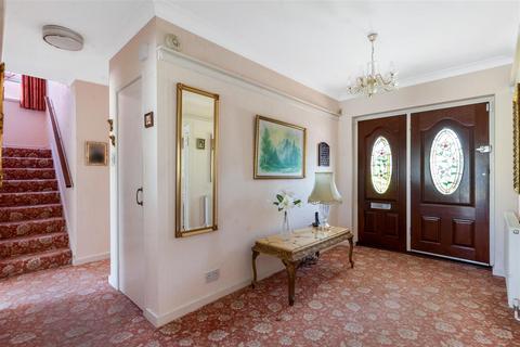 20 Lucerne Road, Orpington, BR6 0EP