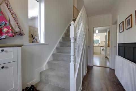 17 Riverview Avenue, North Ferriby, HU14 3DY