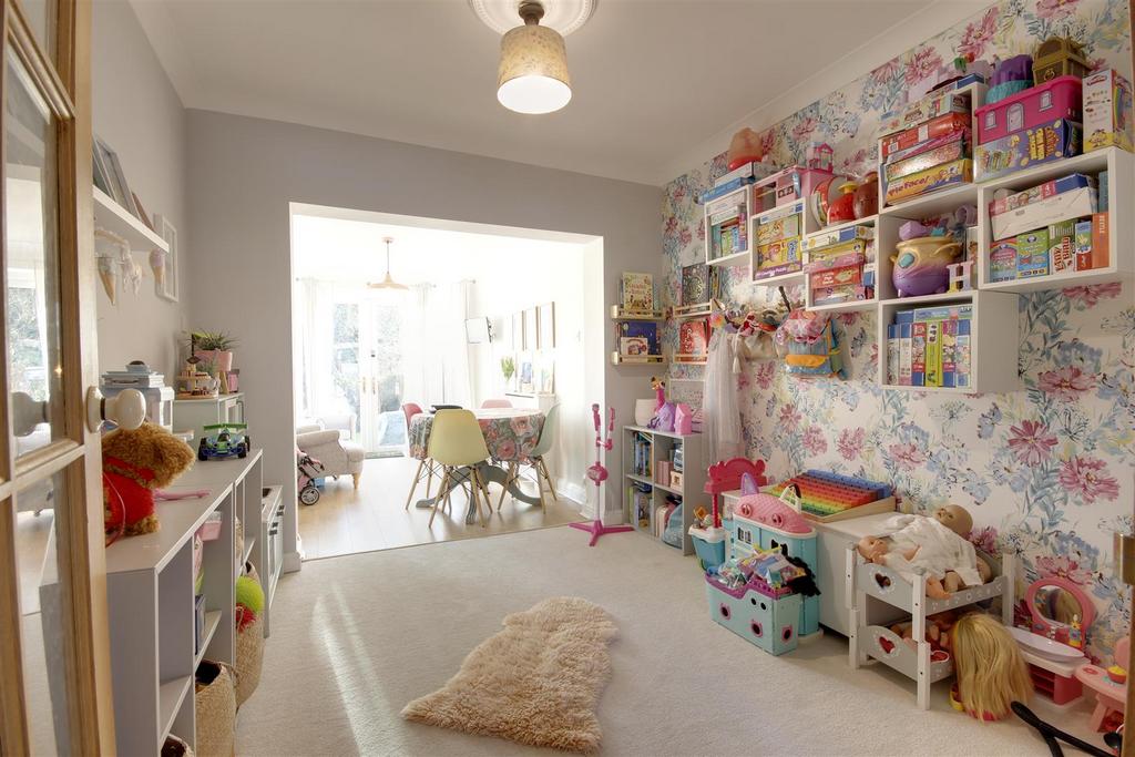 Day/Play Room