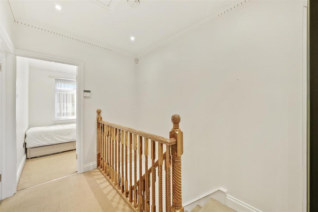 48 Empire Road, Perivale - ys DZXovl P56m29 IWFZYH.jp