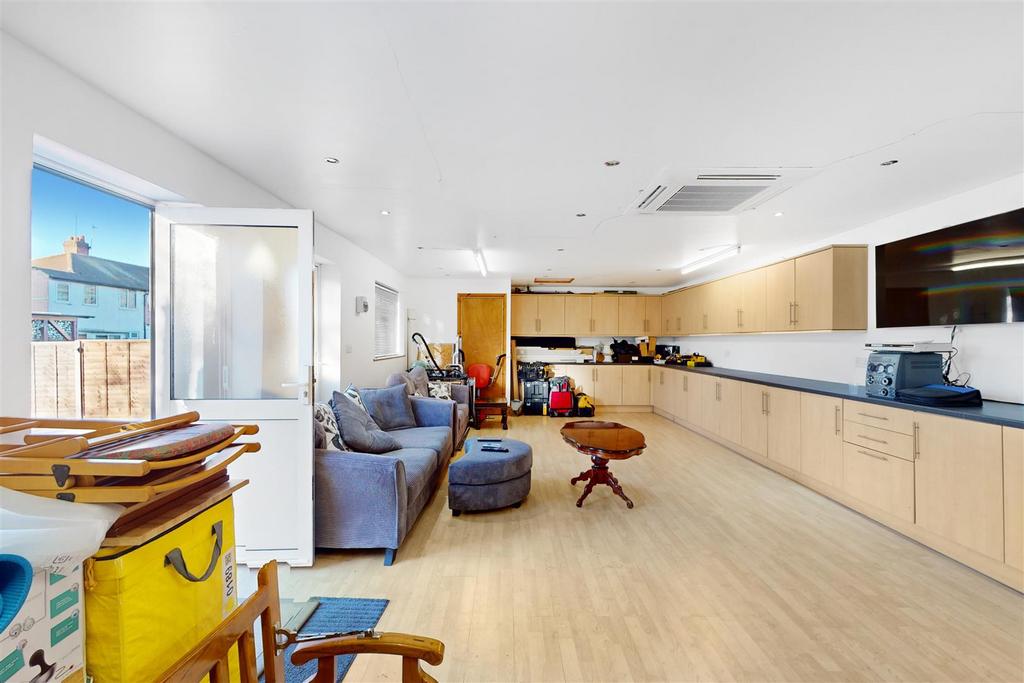 48 Empire Road, Perivale - Wl8 Fj D34 KXGYS3eq QKV6.jp