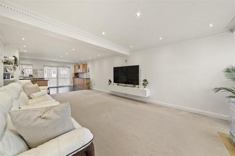 48 Empire Road, Perivale, Greenford, UB6 7EQ