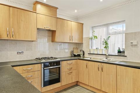 48 Empire Road, Perivale, Greenford, UB6 7EQ