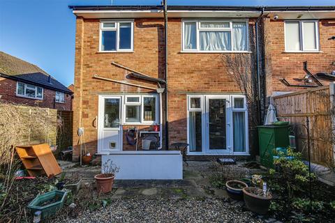 15 Bartlett Road, Westerham, TN16 1TP