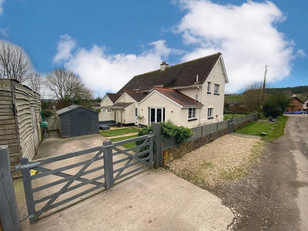 Smithincott, Uffculme, Devon 3 bed semidetached house for sale £475,000