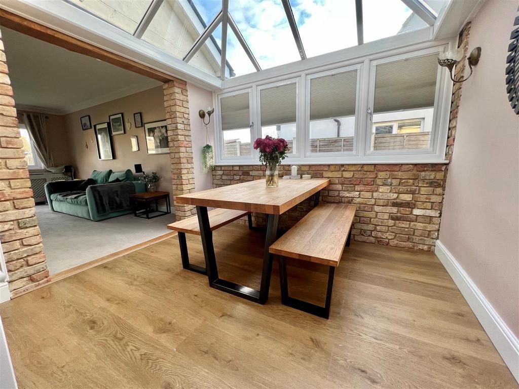 Mountview Crescent, St. Lawrence, Southminster 3 bed detached bungalow