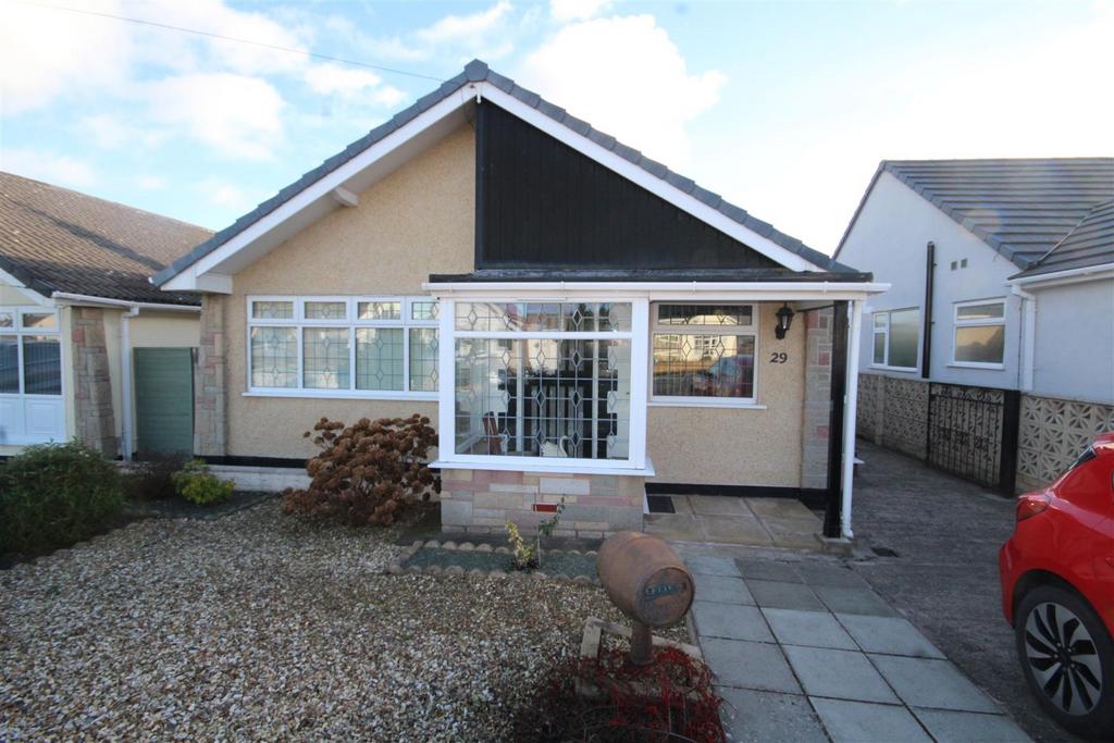 Lon Y Llyn, Pensarn 2 bed detached bungalow for sale £210,000