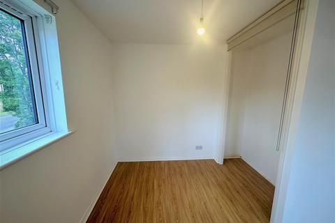1 bedroom flat for sale, Courtlands Close, Watford WD24