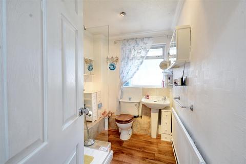9 Devon Close, Sandiacre, Nottingham, NG10 5NT