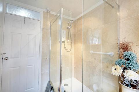 9 Devon Close, Sandiacre, Nottingham, NG10 5NT