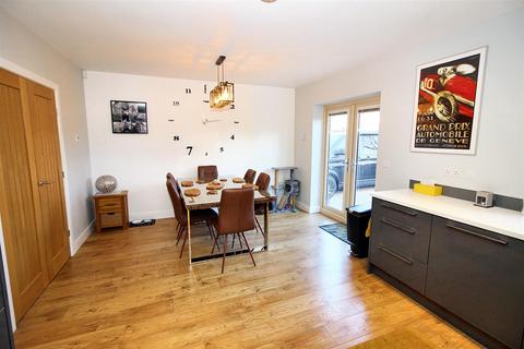 1 Cornwall Drive, Long Eaton, Nottingham, NG10 2GR