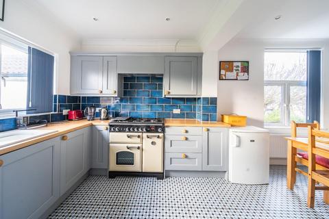 108 Claverham Road, Yatton, Bristol, BS49 4LE