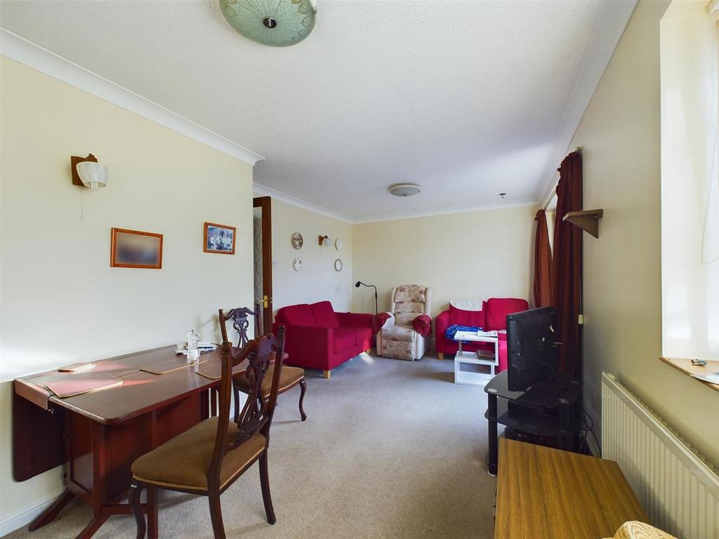 Hawthorn Rise, Mundesley, Norwich 2 bed semidetached bungalow for sale