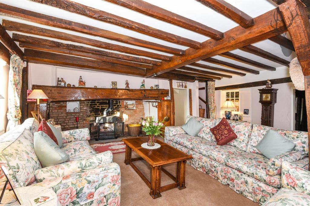 Masons Bridge Road, Fiddlers Hamlet, Epping, Essex 5 bed detached house