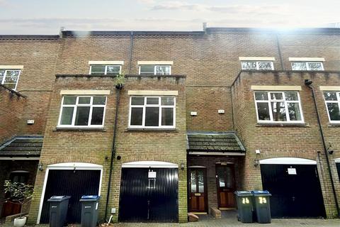 4 bedroom house for sale, Caversham Place, Sutton Coldfield