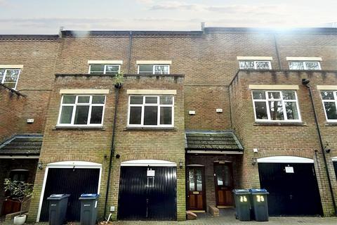 77 Caversham Place, Sutton Coldfield, B73 6HW