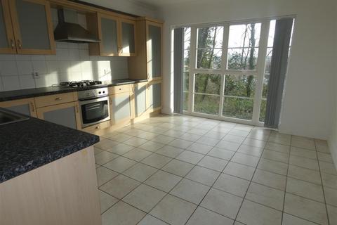 77 Caversham Place, Sutton Coldfield, B73 6HW
