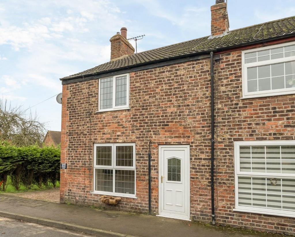 Main Road, Drax, Selby 2 bed end of terrace house for sale £165,000