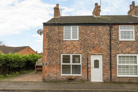 2 bedroom end of terrace house for sale, Main Road, Drax, Selby