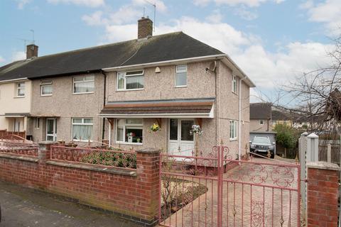 3 bedroom end of terrace house for sale, Waterdown Road, Clifton, Nottingham