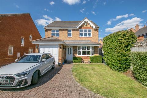 4 bedroom detached house for sale, Higgins Road, Waltham Cross EN7