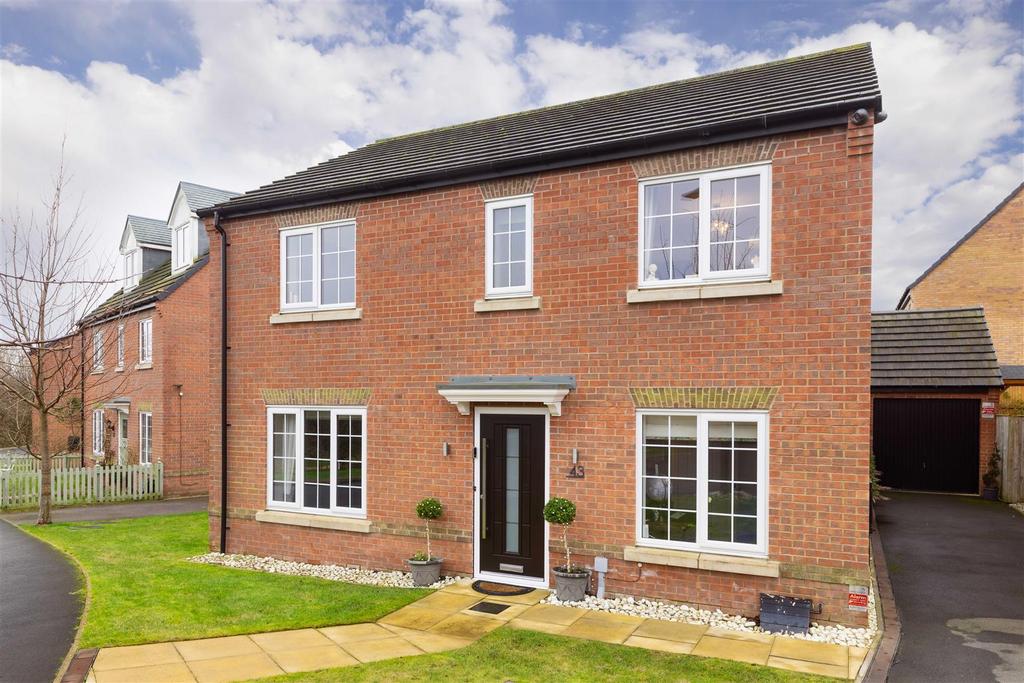 Oak Drive, Leeds LS14 4 bed detached house £430,000