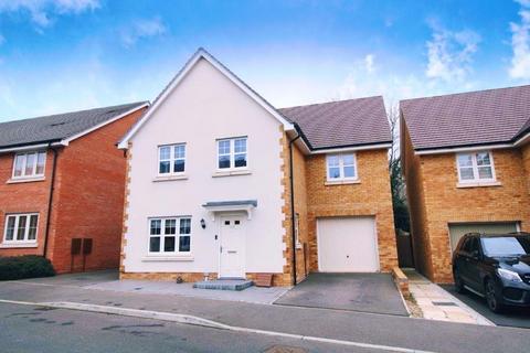4 bedroom house for sale, Cartmel Road, Daventry