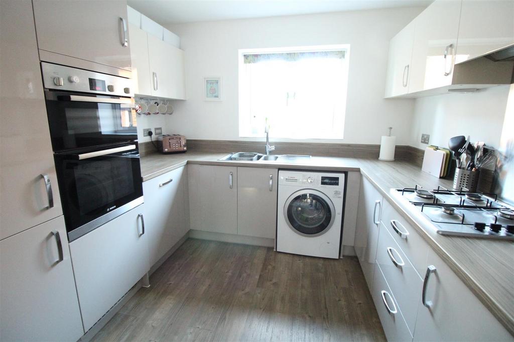 Buildwas Close, Daventry 3 bed house for sale £310,000