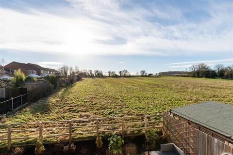 4 bedroom detached house for sale, Meadow Court, Leicester LE12