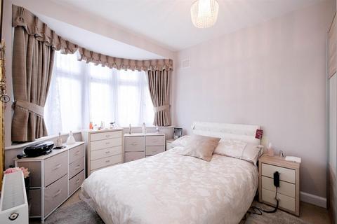 126 Waltham Way, London, E4 8HE