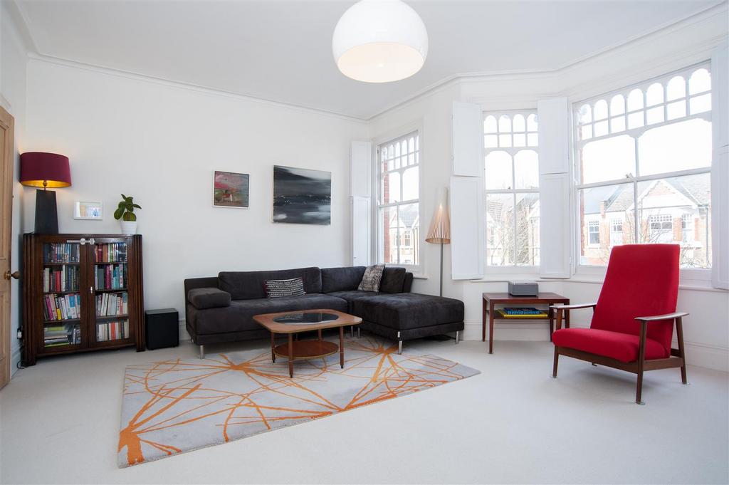 Kempe Road, Queens Park NW6 3 bed flat for sale £850,000