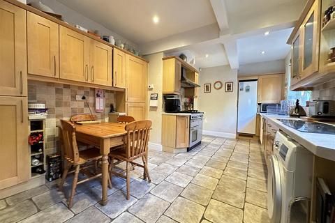 5 bedroom semi-detached house for sale, Scalby Road, Scarborough
