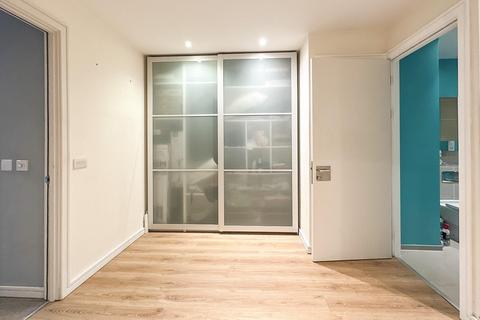 1 bedroom flat for sale, Airpoint, Skypark Road, Bristol, BS3
