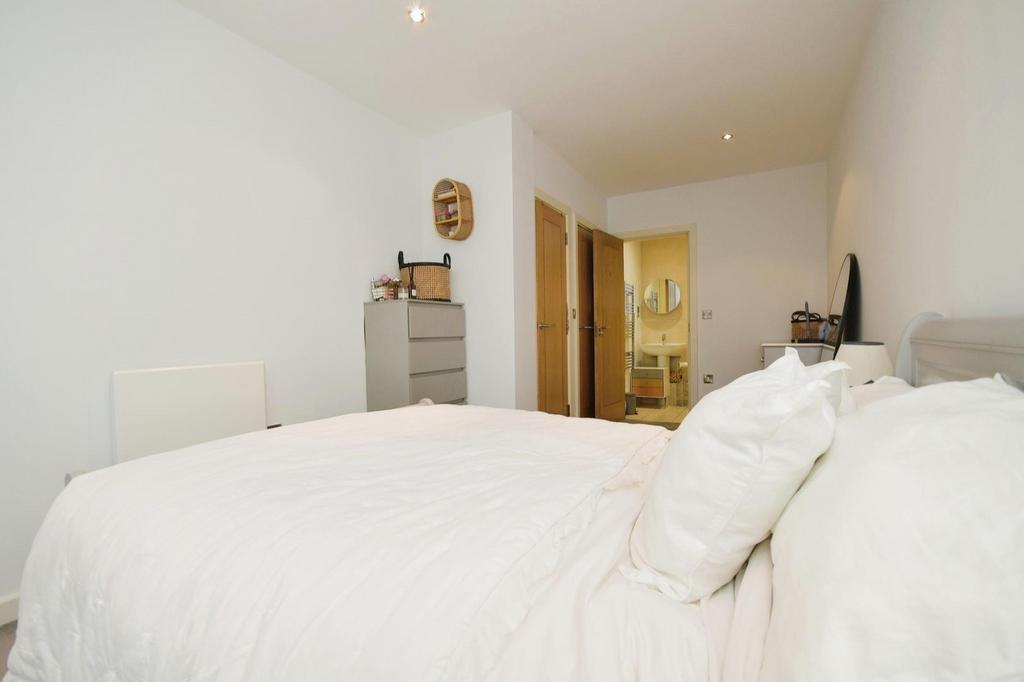 Bedroom no.1