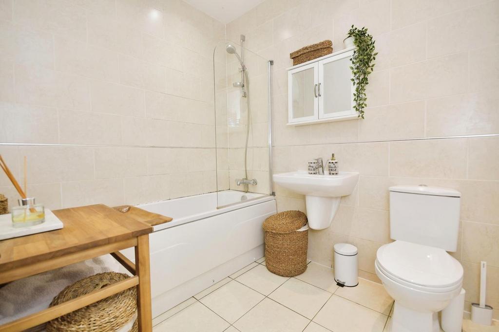 Family bathroom