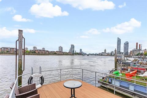 2 bedroom houseboat to rent, Cheyne Walk, Chelsea, SW10