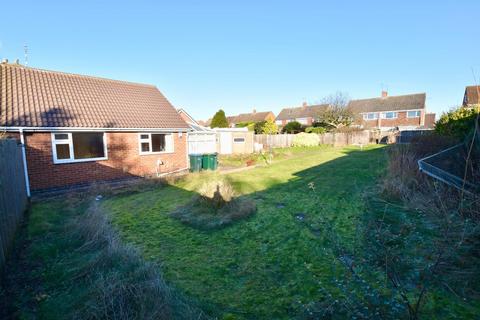 2 bedroom bungalow for sale - Robert Close, Coventry - VERY LARGE PLOT - NO CHAIN