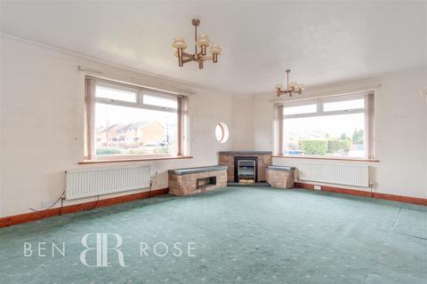 3 bedroom end of terrace house for sale, Canberra Road, Leyland