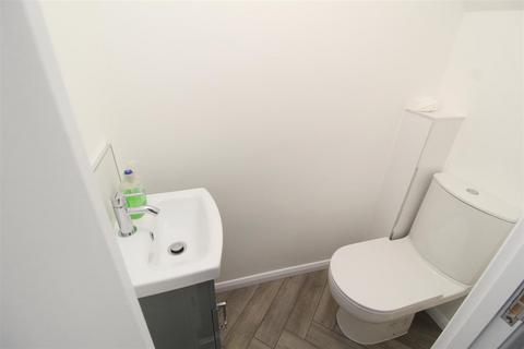 44 Carroll Close, Newport Pagnell, MK16 8QH