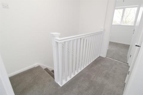 44 Carroll Close, Newport Pagnell, MK16 8QH